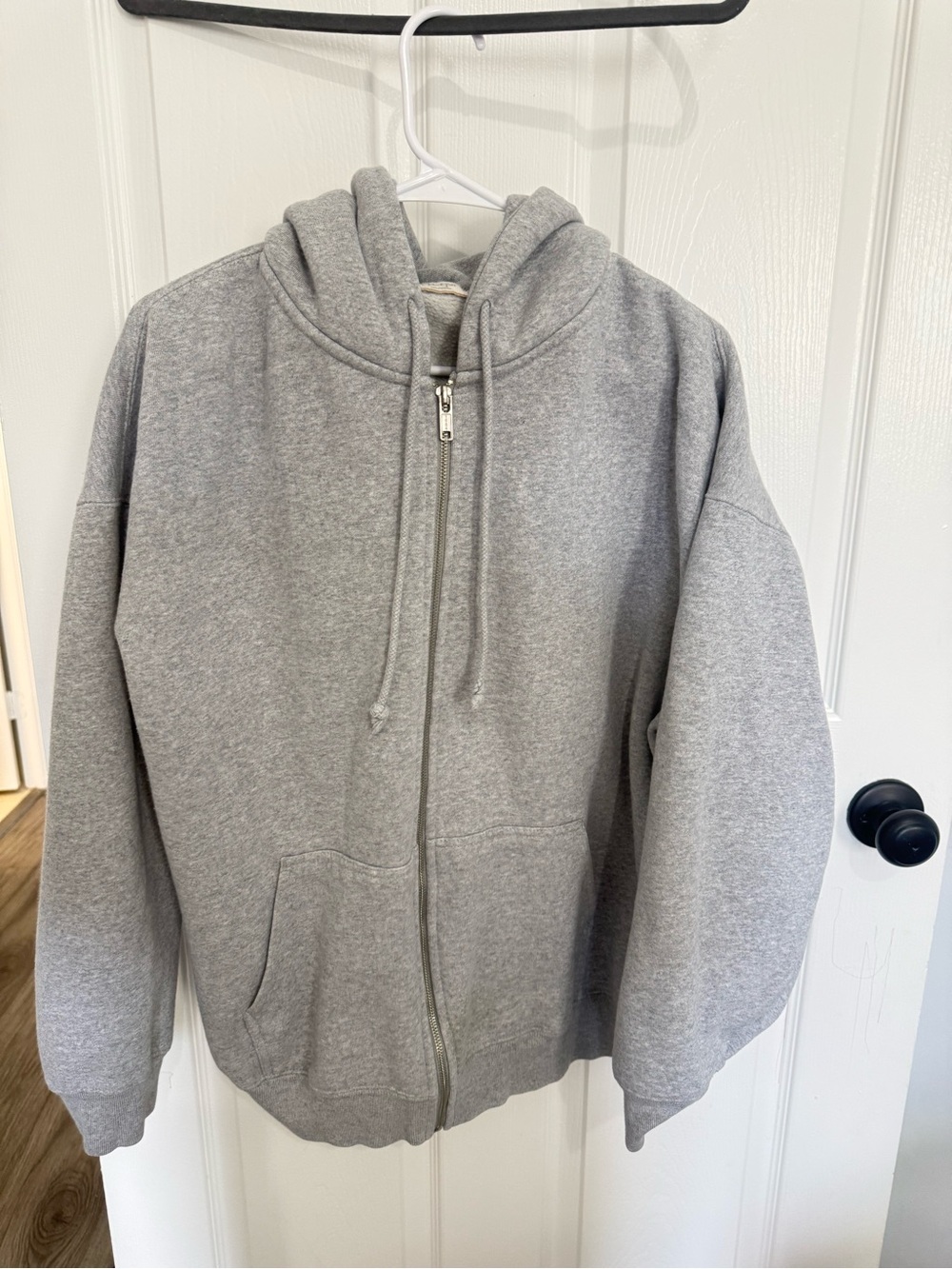 Brandy Melville Gray Full-Zip Hooded Puffer Jacket